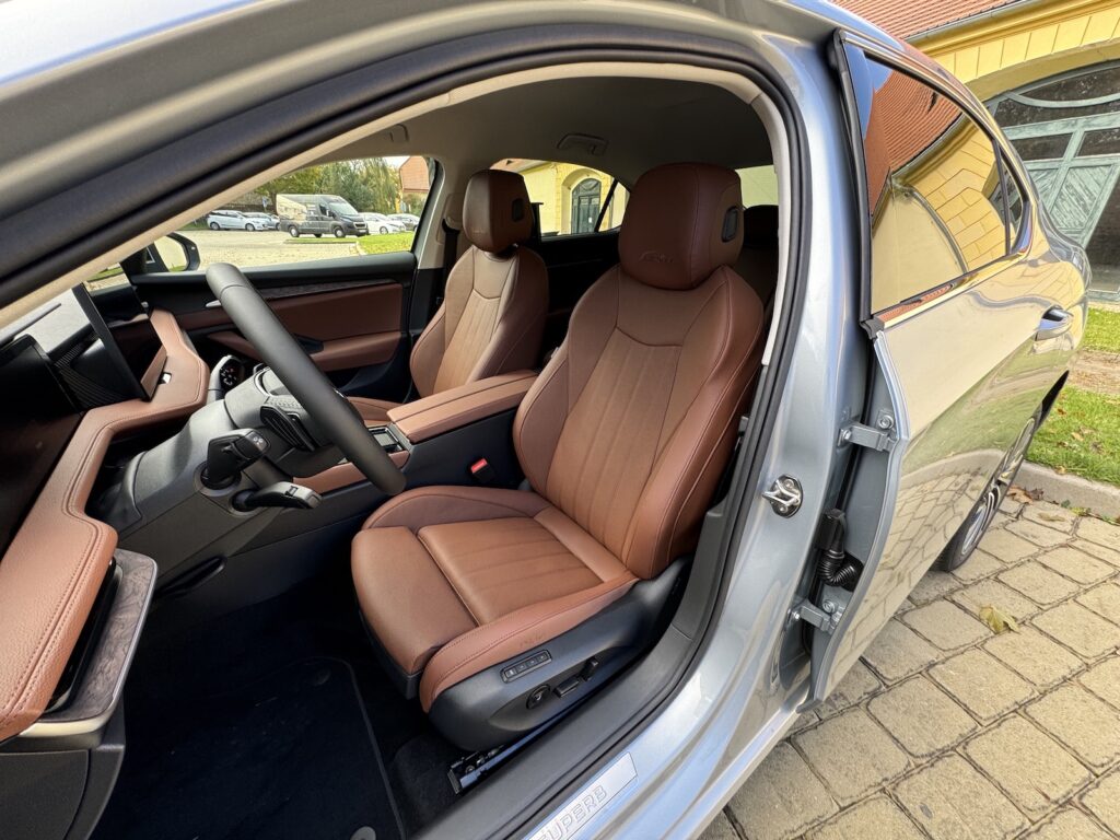 Škoda Superb L&K 2.0 TSI 265k DSG 4×4