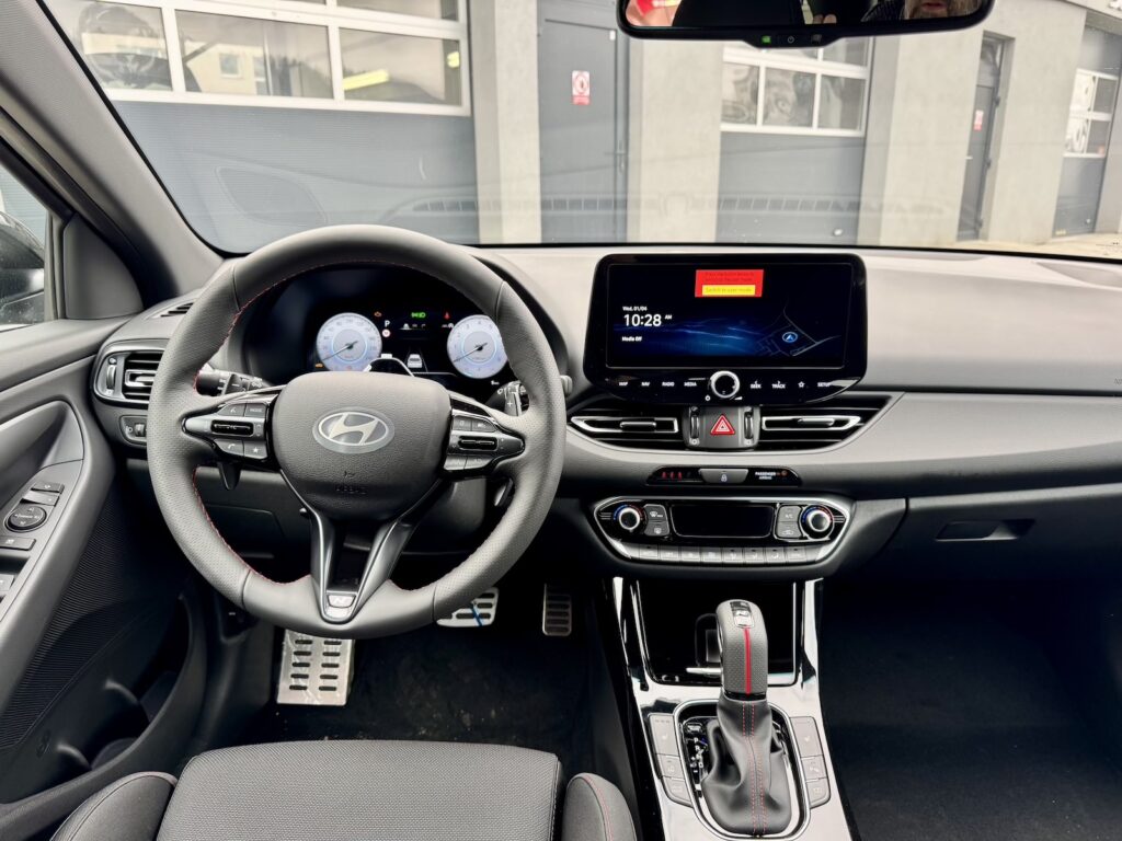 Hyundai i30 kombi GO Czech! N-Line 1.6 T-GDI 150k DCT