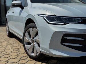 Volkswagen Golf People 1.5 TSI 115k 6MT