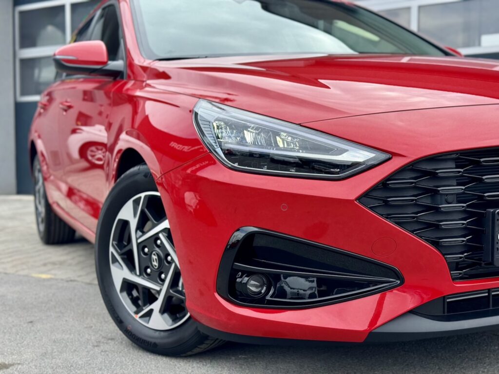 Hyundai i30 kombi GO Czech! 1.6 T-GDI 150k DCT