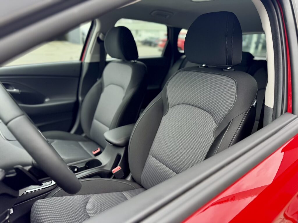 Hyundai i30 kombi GO Czech! 1.6 T-GDI 150k DCT