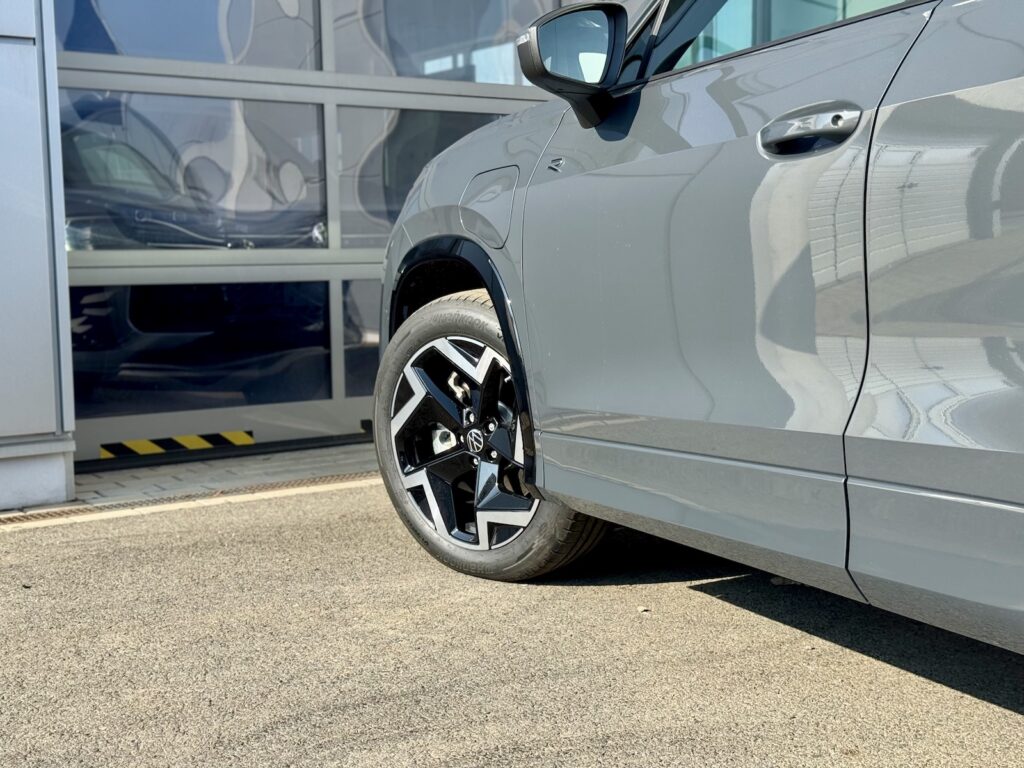 Volkswagen Tayron R-Line 1.5 e-HYBRID 204k DSG